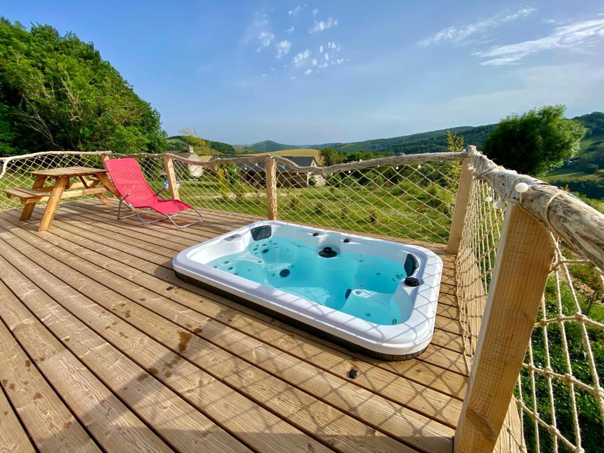 Yourte 2-4 Personnes Avec Spa Saint-Laurent-de-Lévézou Exterior photo